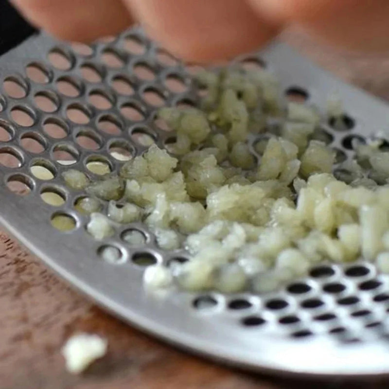 Espremedor de Alho Inox Manual – Triturador Prático e Resistente para Cozinha – CompraSmart™